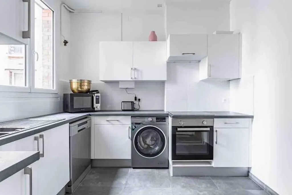 Apartament Grand Appartement Familial Paryż